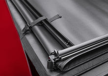 Cargar imagen en el visor de la galería, Extang 17-23 Ford Super Duty Long Bed (8ft) Trifecta e-Series