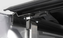 Cargar imagen en el visor de la galería, User 2