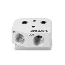 Cargar imagen en el visor de la galería, Mishimoto 04-06 Pontiac GTO 5.7L/6.0L Oil Cooler Kit - Silver