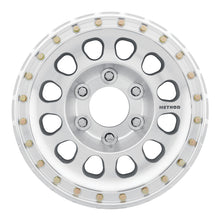 Cargar imagen en el visor de la galería, Method MR103 Beadlock 17x9 -12mm Offset 5x5.5 108mm CB Raw Machined w/BH-H24125 Wheel