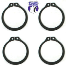 Cargar imagen en el visor de la galería, Yukon Gear (4) Full Circle Snap Rings / Fits Dana 60 733X U-Joint w/ Aftermarket Axle