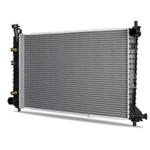 Cargar imagen en el visor de la galería, Mishimoto Ford Mustang 3.8L Replacement Radiator 1997-2004