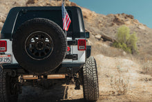 Cargar imagen en el visor de la galería, DV8 Offroad Universal Molle Adj. Antenna &amp; Whip Mount