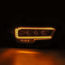 Cargar imagen en el visor de la galería, User 3