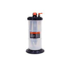 Load image into Gallery viewer, Mishimoto Fluid Extractor Manual and Pneumatic - 5.6L