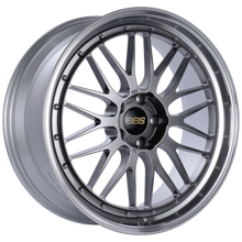 Cargar imagen en el visor de la galería, BBS LM 18x8.5 5x114.3 ET38 Diamond Black Center Diamond Cut Lip Wheel - 82mm PFS Required