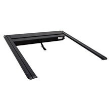 Cargar imagen en el visor de la galería, Westin 19-26 Ram 1500 (New Body)(Excl. RamBox) 5ft 7in Bed Manual Retractable Tonneau Cover - Black
