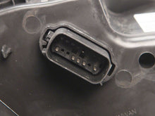 Cargar imagen en el visor de la galería, Photo - Close Up