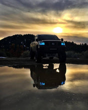 Cargar imagen en el visor de la galería, Oracle 04-07 Nissan Titan LED Headlight Halo Kit - Green