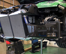 Cargar imagen en el visor de la galería, HKS DCT FLUID COOLER R35 GT-R MY17-18 BLK