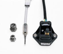 Cargar imagen en el visor de la galería, HKS Air temp sensor M6 for VPC
