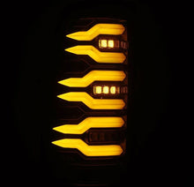 Cargar imagen en el visor de la galería, User 2