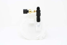 Cargar imagen en el visor de la galería, Aeromotive VaporWorx Fuel Module Outlet Kit - 3/8in Female to AN-08 Flare &amp; 1/8in NPT Port