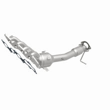 Cargar imagen en el visor de la galería, Magnaflow Conv DF 10-13 Mazda 3 2.0L Manifold