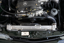 Cargar imagen en el visor de la galería, CSF 84-88 Mercedes-Benz W201 190E 2.3L - 16 w/ A/C High Performance Aluminum Radiator