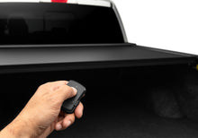 Cargar imagen en el visor de la galería, Roll-N-Lock 2021 Ford F-150 78.9in E-Series Retractable Tonneau Cover