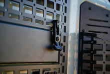 Cargar imagen en el visor de la galería, DV8 Offroad 21+ Ford Bronco Tailgate Molle Panels