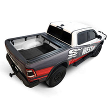 Cargar imagen en el visor de la galería, Westin 19-26 Ram 1500 (New Body)(Excl. RamBox) 5ft 7in Bed Manual Retractable Tonneau Cover - Black