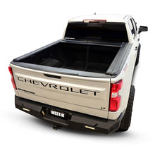 Cargar imagen en el visor de la galería, Westin 19-26 GM Silverado/Sierra 1500 5ft 8in Bed Manual Retractable Tonneau Cover - Black