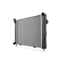 Cargar imagen en el visor de la galería, Mishimoto Jeep Grand Cherokee Replacement Radiator 1998-2001