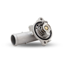 Cargar imagen en el visor de la galería, Mishimoto 12-18 Jeep Wrangler JK 82 Degree Thermostat with Housing