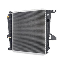 Cargar imagen en el visor de la galería, Mishimoto Ford Explorer Replacement Radiator 1995-1997