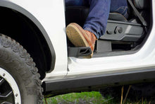 Load image into Gallery viewer, DV8 Offroad 2021+ Ford Bronco Foot Peg Pair - Black