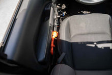 Cargar imagen en el visor de la galería, DV8 Offroad 2018+ Jeep Wrangler JL/Gladiator JT Slim Front Door Molle Pockets