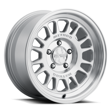Cargar imagen en el visor de la galería, Method MR318 17x8.5 / 5x5 BP / 0mm Offset / 71.50 CB Machined-Clear Coat
