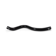 Cargar imagen en el visor de la galería, Mishimoto 70-77 Chevrolet Monte Carlo 305/350/400 Silicone Upper Radiator Hose