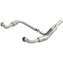 Cargar imagen en el visor de la galería, MagnaFlow 10-11 Jeep Wrangler 3.8L Direct Fit CARB Compliant Catalytic Converter