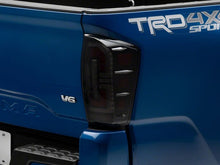 Cargar imagen en el visor de la galería, Photo - Close Up