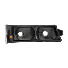 Cargar imagen en el visor de la galería, Raxiom 03-06 Chevrolet Silverado 1500 Axial Series Crystal Turn Signal/Parking Lights- Chrome