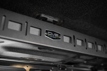 Cargar imagen en el visor de la galería, DV8 Offroad 2021-2024 Ford Bronco Dog Barrier