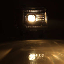 Cargar imagen en el visor de la galería, User 2