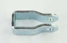 Cargar imagen en el visor de la galería, Wilwood Master Cylinder Clevis RM4/5