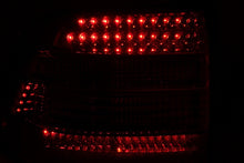 Cargar imagen en el visor de la galería, ANZO 2003-2006 Porsche Cayenne LED Taillights Red/Clear