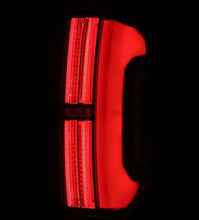 Cargar imagen en el visor de la galería, User 4
