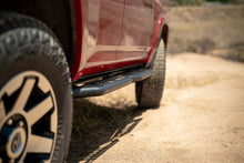 Cargar imagen en el visor de la galería, DV8 Offroad 2010-2024 Toyota 4Runner OE Plus Side Steps