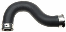Cargar imagen en el visor de la galería, Gates 10-22 Mercedes-Benz Sprinter V-6 3.0L Diesel Cold Side Turbocharger Hose