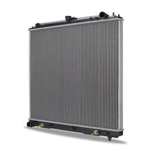 Cargar imagen en el visor de la galería, Mishimoto Nissan Frontier Replacement Radiator 2005-2015