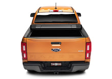 Cargar imagen en el visor de la galería, Truxedo 2024 Ford Ranger 5ft. Bed Sentry CT Bed Cover