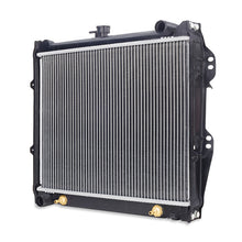 Cargar imagen en el visor de la galería, Mishimoto Toyota 4Runner Replacement Radiator 1984-1991