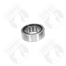 Cargar imagen en el visor de la galería, Yukon Gear Conversion Bearing For Small Bearing Ford 9in axle in Large Bearing Housing