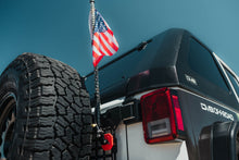 Cargar imagen en el visor de la galería, DV8 Offroad Universal Molle Adj. Antenna &amp; Whip Mount