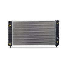 Cargar imagen en el visor de la galería, Mishimoto Oldsmobile Bravada Replacement Radiator 1996-2001