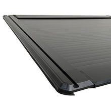 Cargar imagen en el visor de la galería, Westin 19-26 Ram 1500 (New Body)(Excl. RamBox) 5ft 7in Bed Manual Retractable Tonneau Cover - Black