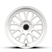 Load image into Gallery viewer, fifteen52 Holeshot RSR 18x9.5 5x114.3 38mm ET 73.1mm Center Bore Rally White