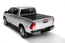 Cargar imagen en el visor de la galería, UnderCover 07-20 Toyota Tundra 5.5ft Flex Bed Cover