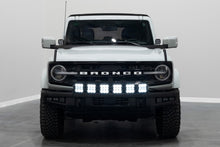 Cargar imagen en el visor de la galería, Diode Dynamics Bronco SS5 6-Pod CrossLink Grille Lightbar Kit Pro - White Combo